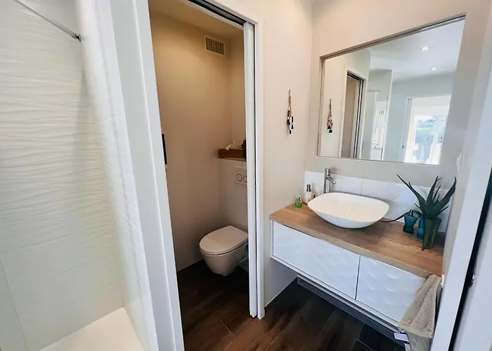 Villa Village Naturiste - La Nature - *