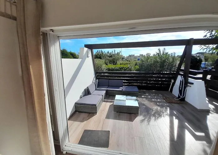 Village Naturiste - La Nature - *